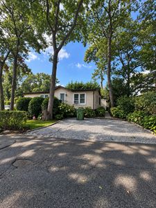 229 W Montauk Hwy Trailer 104