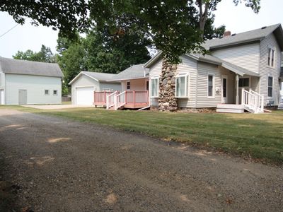 Property at 208 S Michigan Ave, Vicksburg, MI