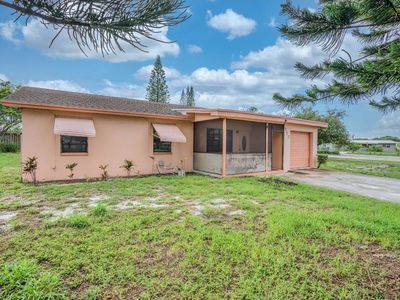 717 NW 1ST STREET