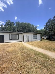 809 Loma St
