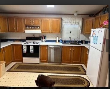 8 Laguna Ln