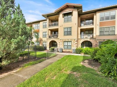 906 Charo Pkwy UNIT 422