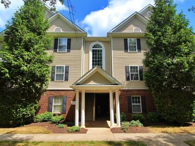 623 Wyndhurst Dr UNIT 306