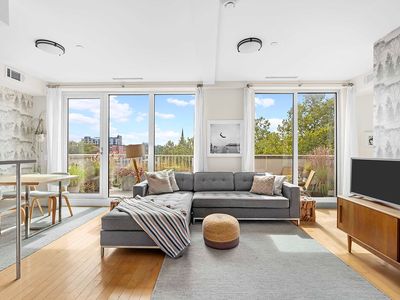 259 Ainslie St #7