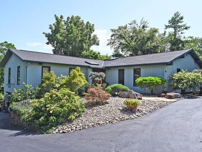 3057 Saddleback Dr