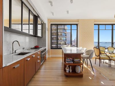 110 Charlton St APT 21A