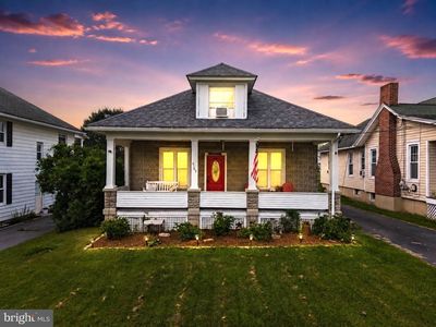 4163 E Main St