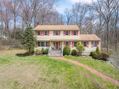 50 Buckingham Ridge Rd