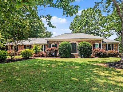 410 Saddle Lake Dr