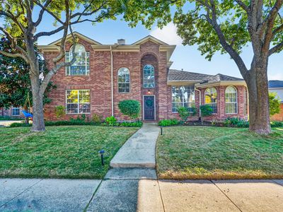 2100 Lacebark Ln