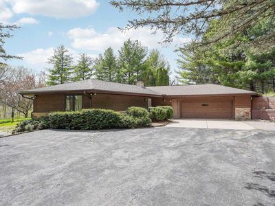 2717 Cross Country Circle