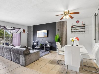 15225 NE 6th Ave APT B208