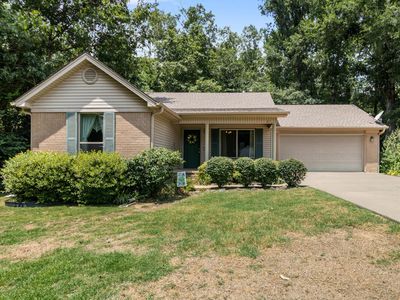 37 Shaded Oaks Dr