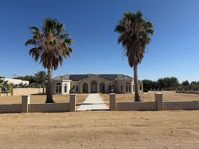 13932 Olancha Rd