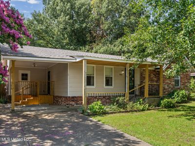 3565 Heathcliff Dr