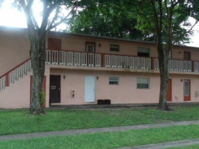 1011 SW 74th Avenue #201B