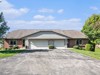 269 Interlaken Ct