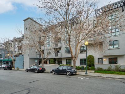 222 8th Ave APT 310