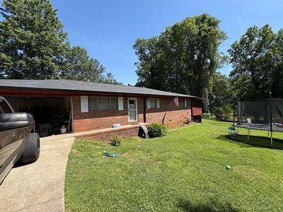 223 Lakeview Dr