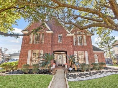 8411 Rockford Hall Dr