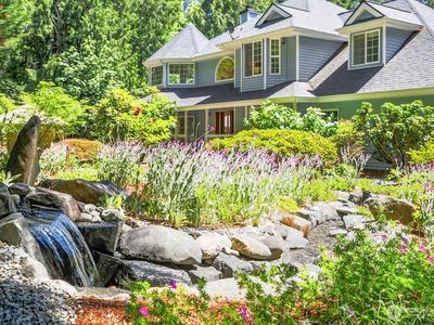 195 NE Lazy Fox Lane