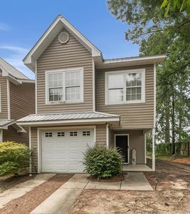 108 Coral Ln