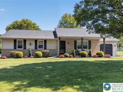 1611 Sleepy Hollow Rd