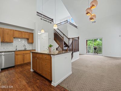 25 Adams Ave Unit 409