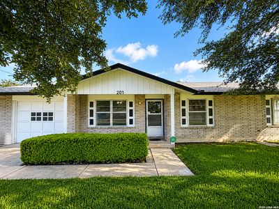 Property at 201 Avenue D, Converse, TX