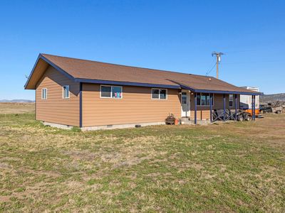 23810 Gaines Rd