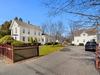 130 Pine St