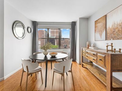 205 3rd Ave APT 9M