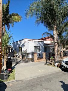 2033 W Burnett St