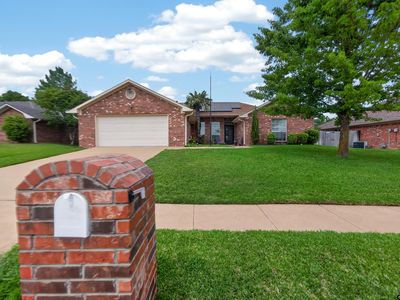 11274 Meadows Dr