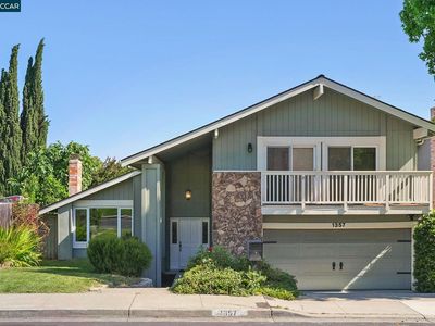 1357 Sussex Way