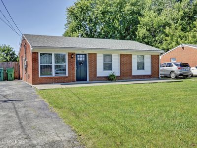 323 Meadowood Rd