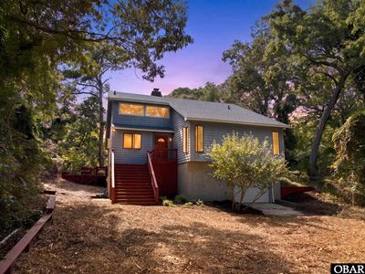 7 Redbay Ln