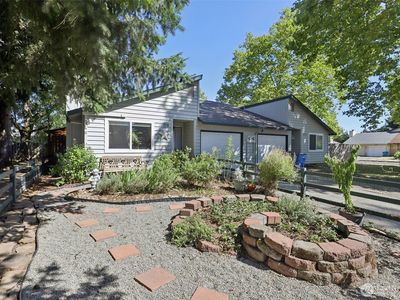 2907 NE 103rd Avenue #B