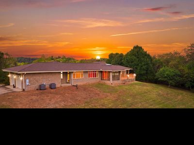 6904 Pulltight Hill Rd