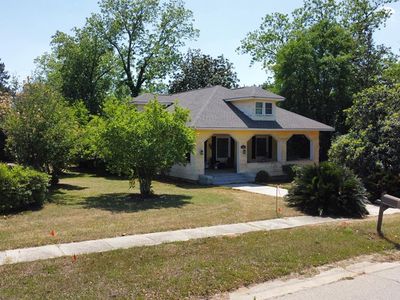 Property at 511 W Broad Ave, Doerun, GA