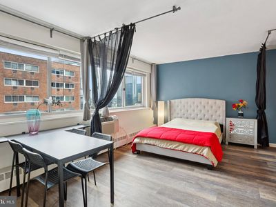 2101 Chestnut St UNIT 1601