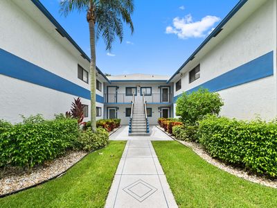 15301 Pembridge Avenue #67