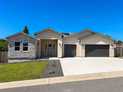 1 Stepping Stone Ct