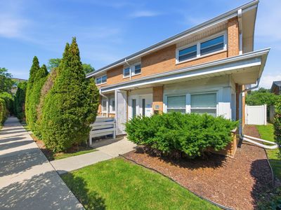 2633 Hawthorne Ln APT E