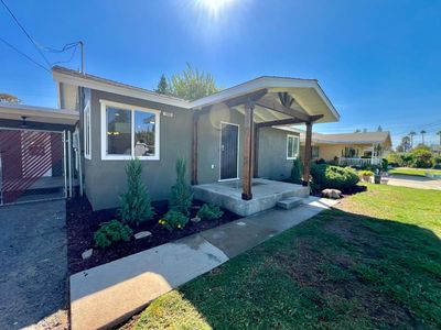 753 W Sample Ave