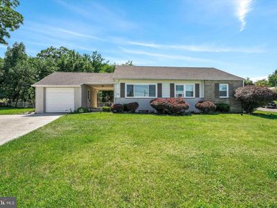 215 S Henderson Rd