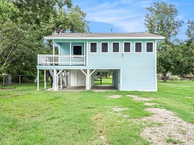 Property at 9607 Ocean Dr, Beach City, TX