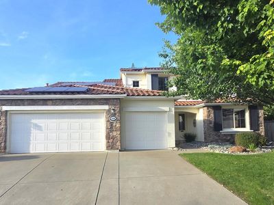 506 Lohse Ct