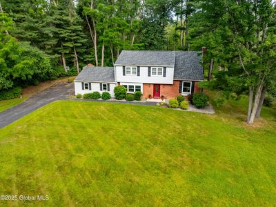 973 Avon Crest Boulevard