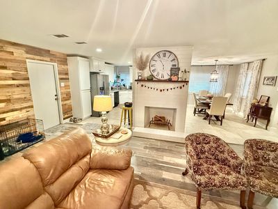 1674 W Morton Avenue